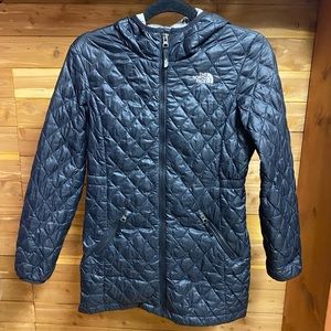 North Face girls quilted zip up jacket